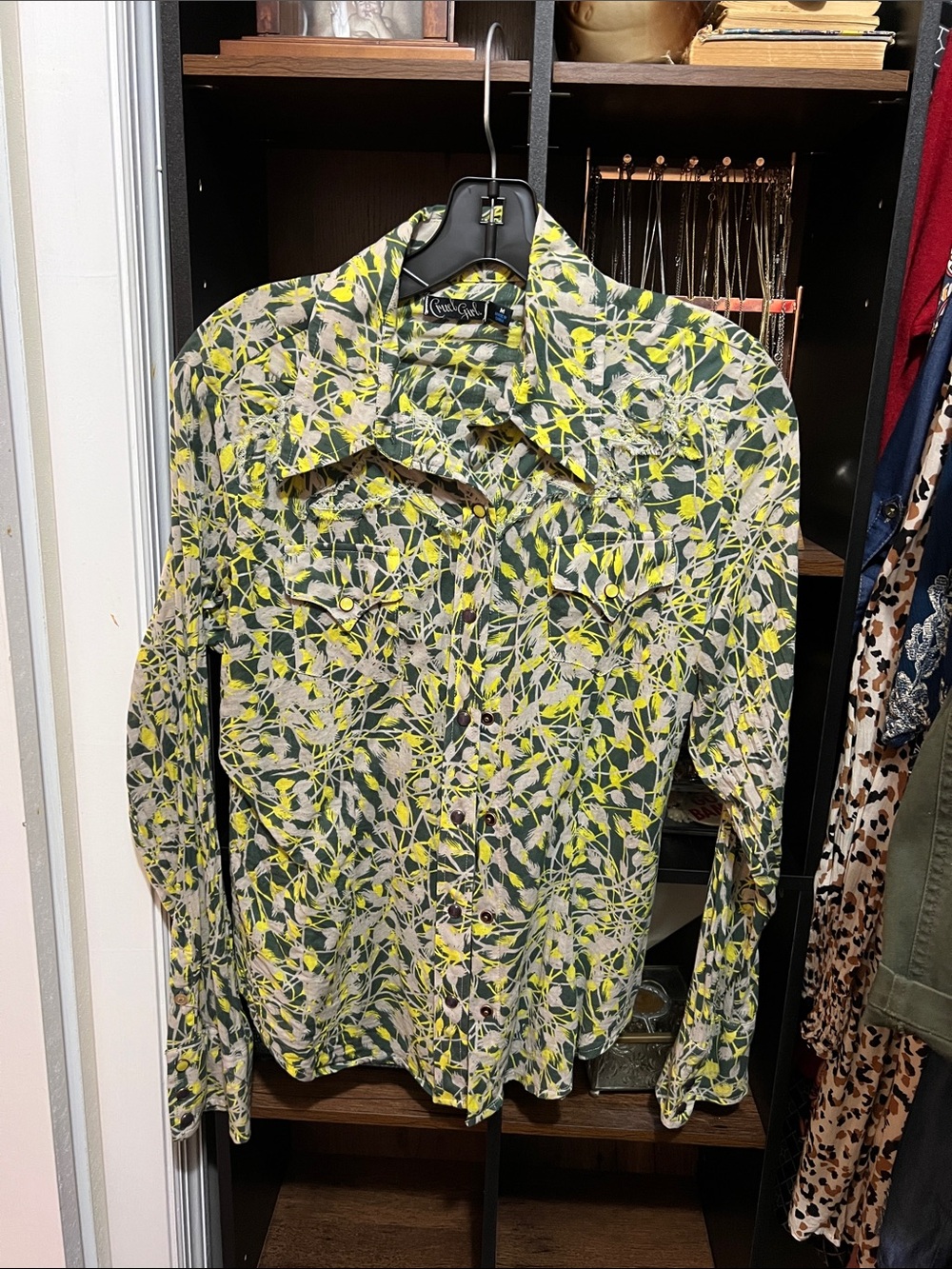 Cruel Girl Button-Up Shirt in Green and Yellow